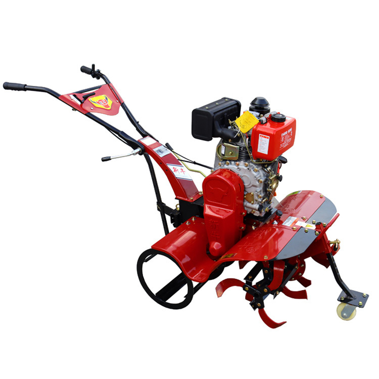 186F Dieselmotor mit Vierradantrieb Mini Power Tiller Cultivator für die Effizienz der Betriebe